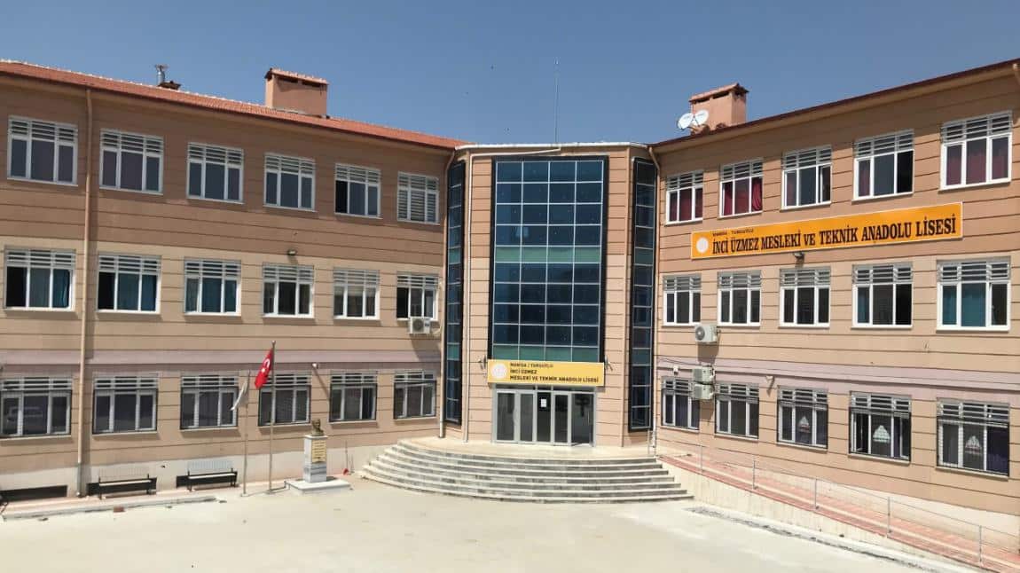 İnci Üzmez Mesleki ve Teknik Anadolu Lisesi Fotoğrafı